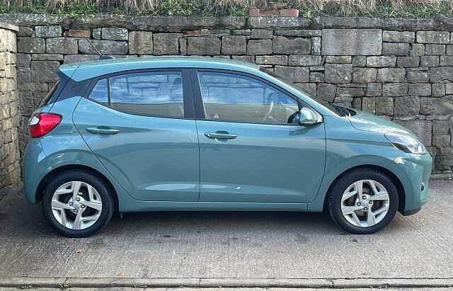 Hyundai i10 1.2 MPi SE Connect 5dr Auto