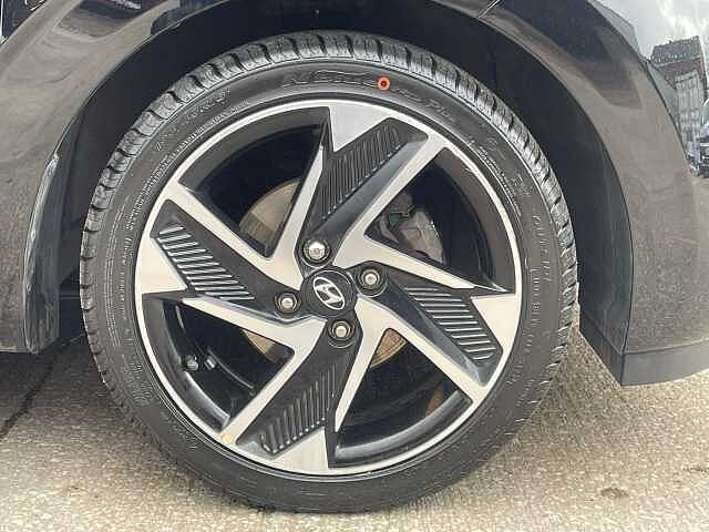 Hyundai i10 1.2 MPi Premium 5dr Auto