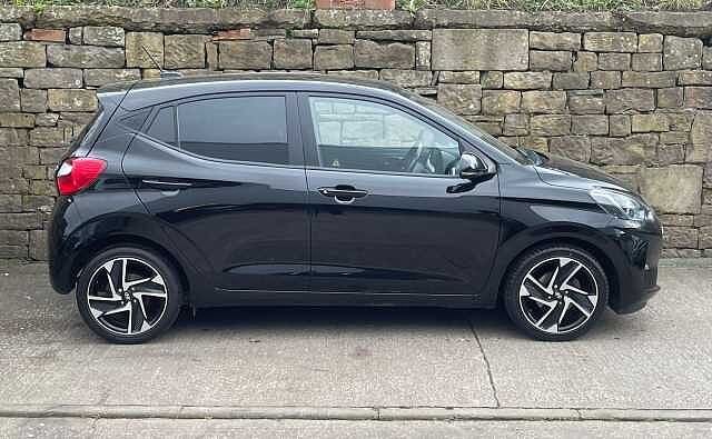 Hyundai i10 1.2 MPi Premium 5dr Auto