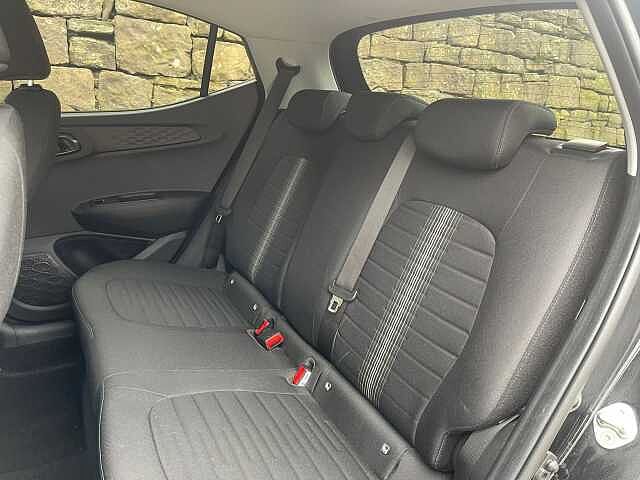 Hyundai i10 1.2 MPi Premium 5dr Auto