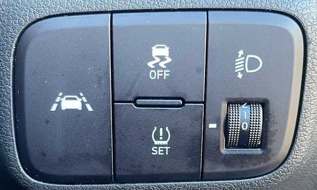 Hyundai i10 1.0 MPi SE Connect 5dr