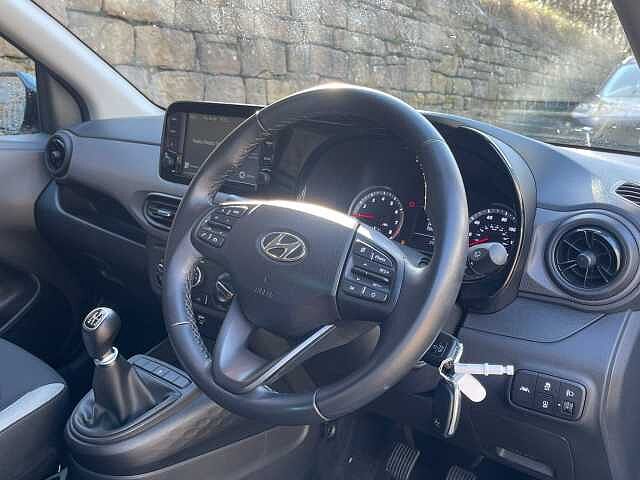 Hyundai i10 1.0 MPi SE Connect 5dr