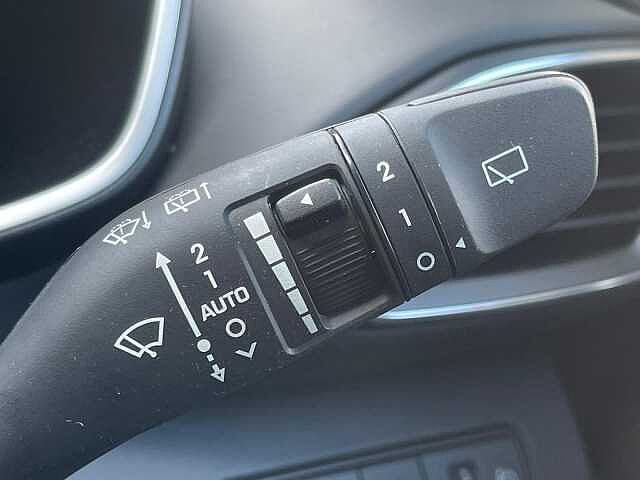 Hyundai Santa Fe 1.6 TGDi Hybrid Ultimate 5dr 4WD Auto