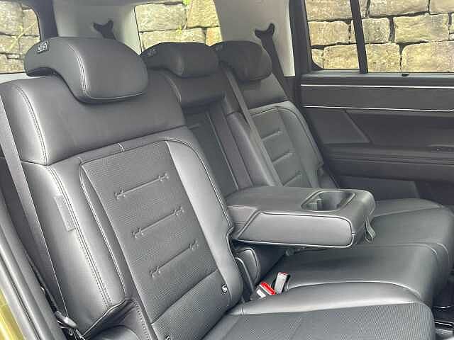 Hyundai Santa Fe 1.6 TGDi Hybrid Ultimate 5dr Auto